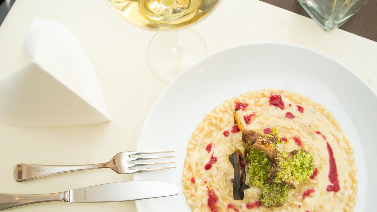 Hotel Restaurant La Piazza Valkenburg aan de Geul Ngoại thất bức ảnh